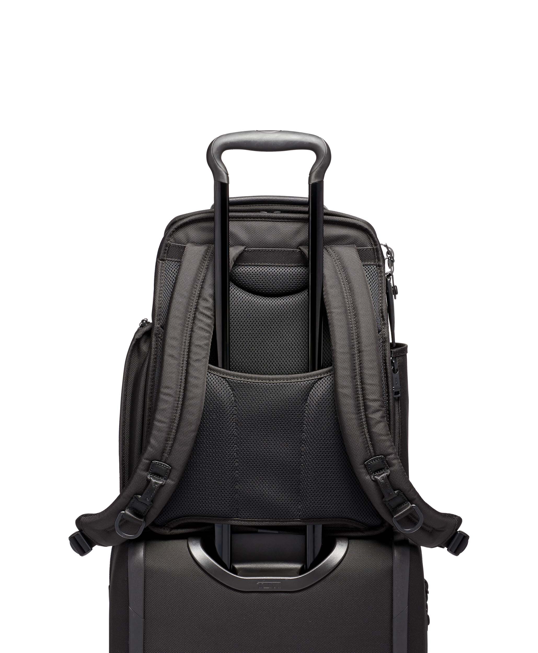 Compact laptop sale brief pack tumi