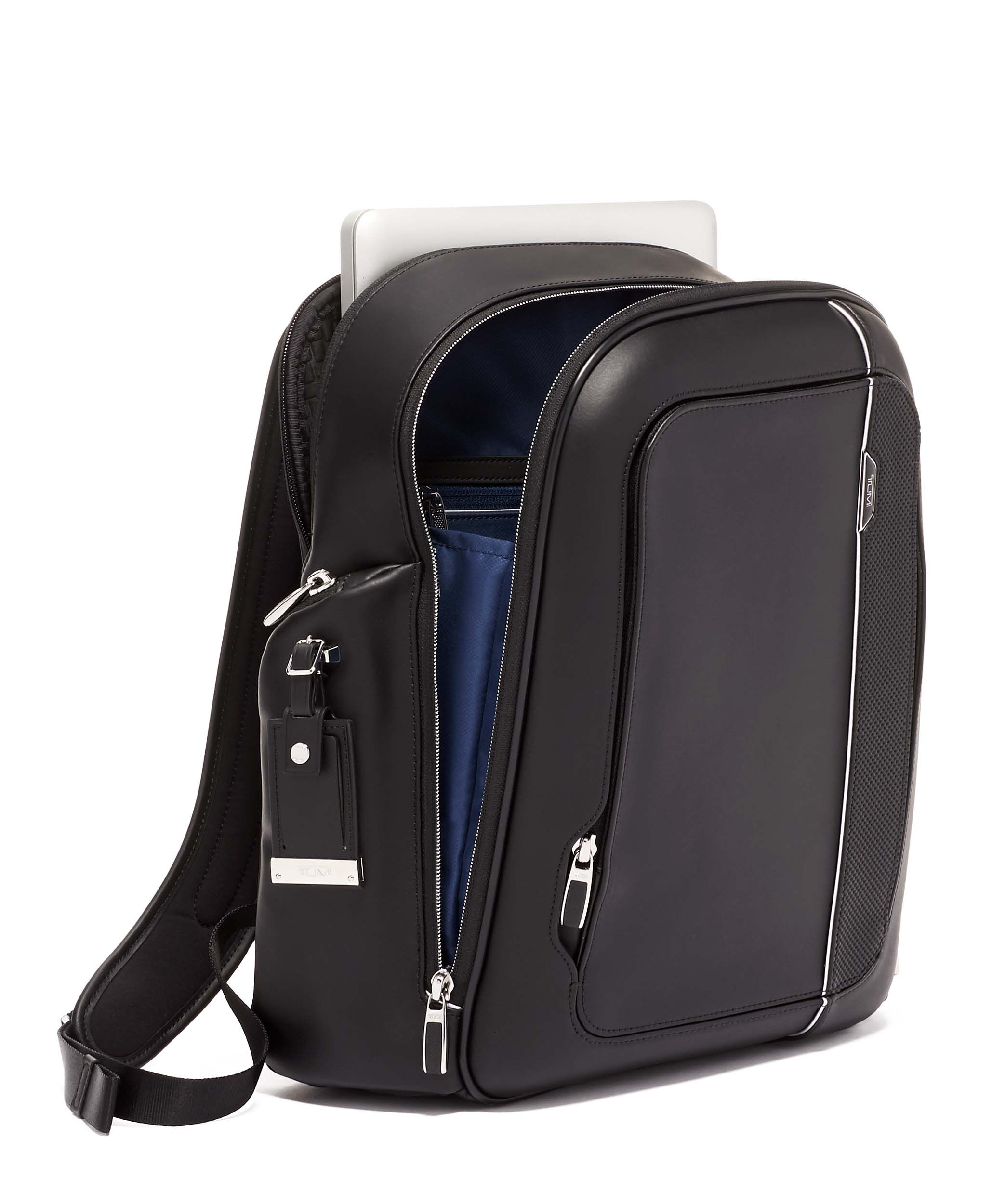 Arrive Collection | TUMI
