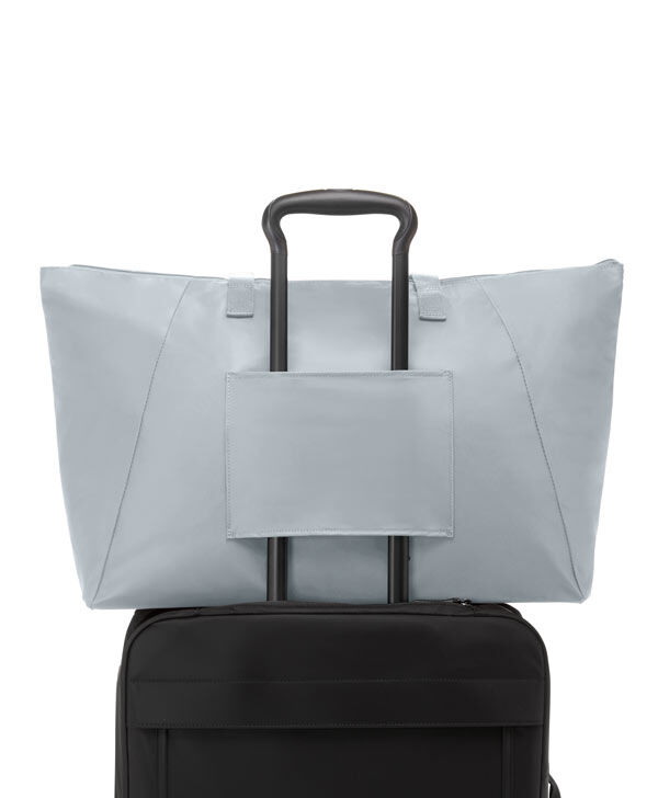 Tumi tote top with trolley sleeve