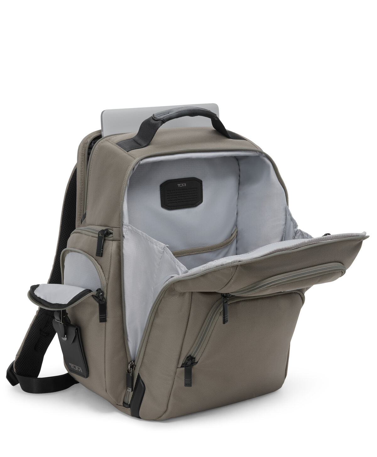 Alpha TUMI Brief Pack&reg;