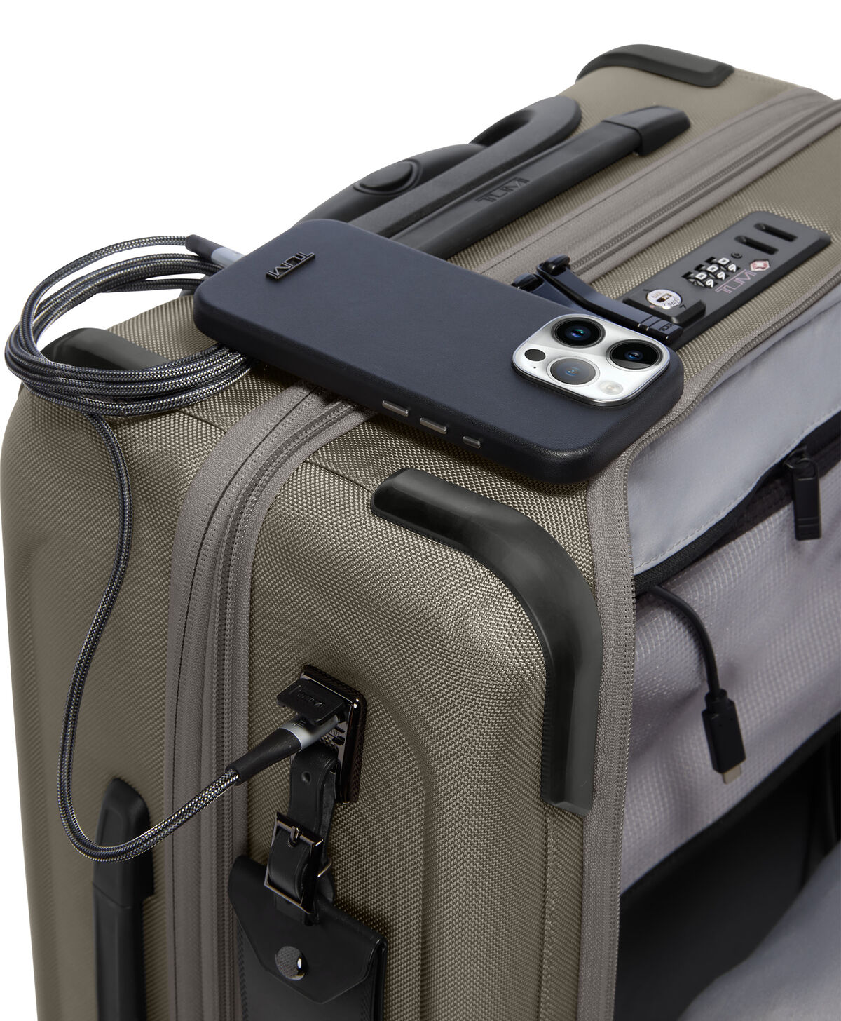 Alpha Large Dual Access Expandable Cabin