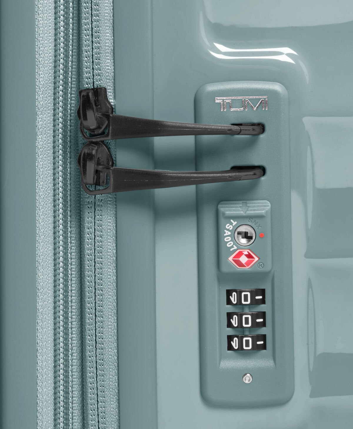 TUMI Medium Front Access Expandable Checked 66 cm