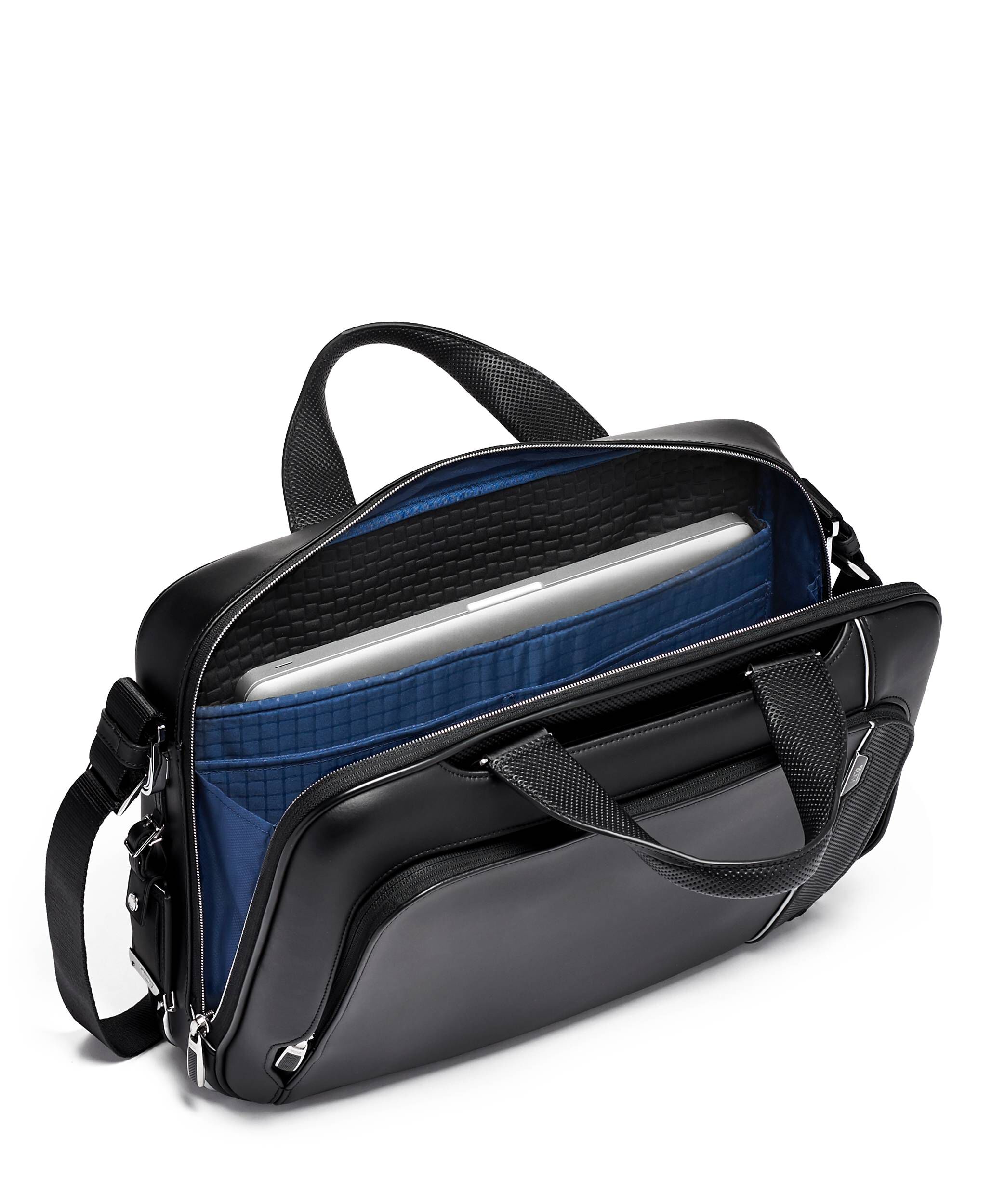 Arrive Collection | TUMI