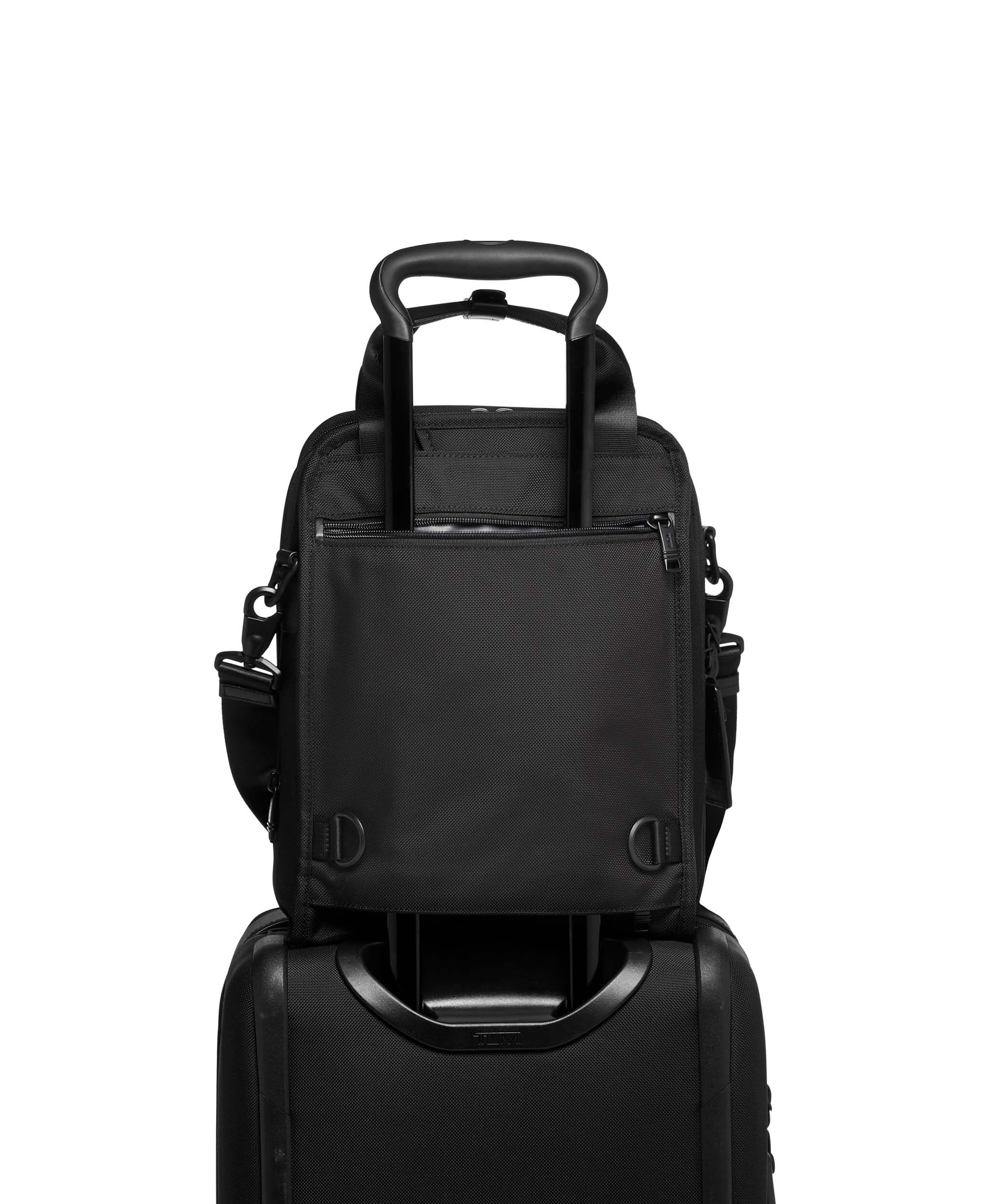 Alpha 3 Medium Travel Tote TUMI Finland