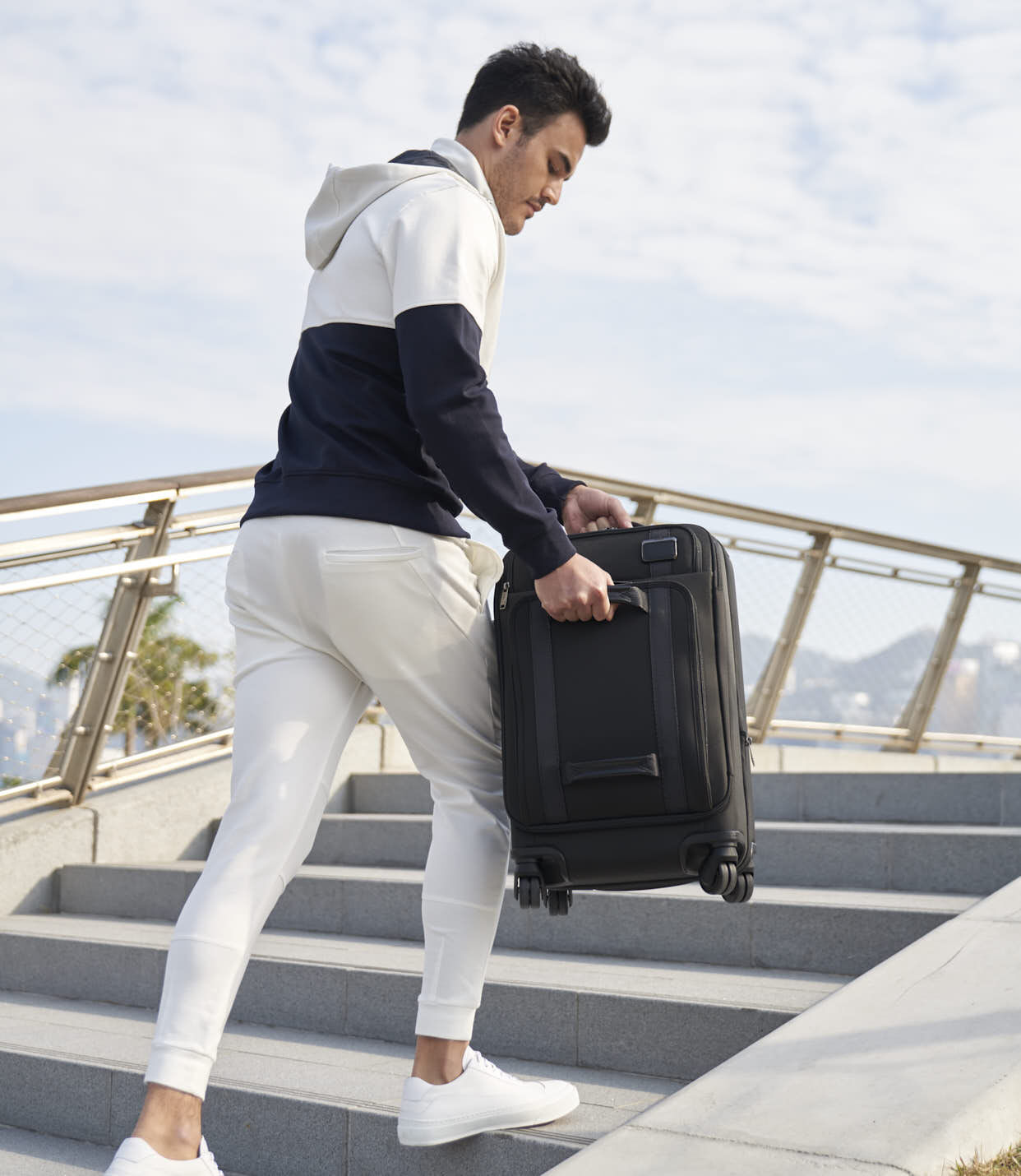 tumi merge continental carry on