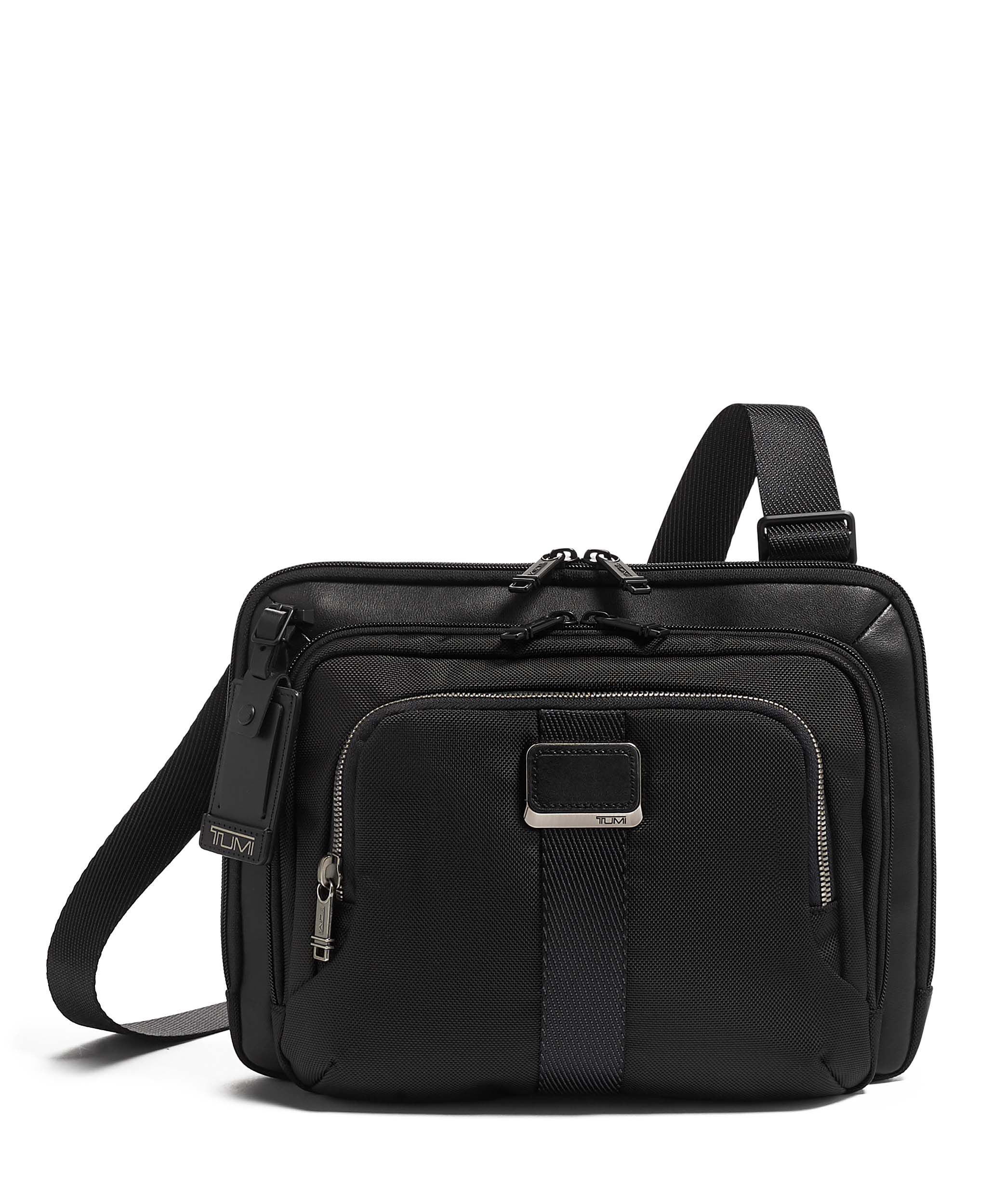 tumi esports pro crossbody