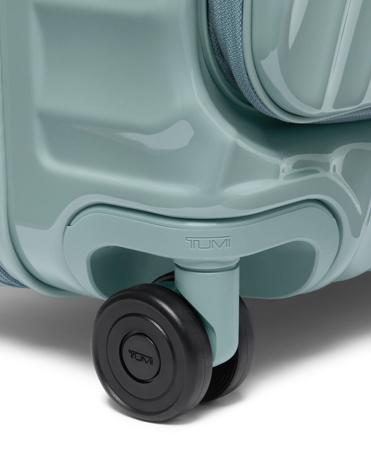 19 Degree Front Access Large Front Access Expandable Checked | TUMI Large Front Access Expandable Checked