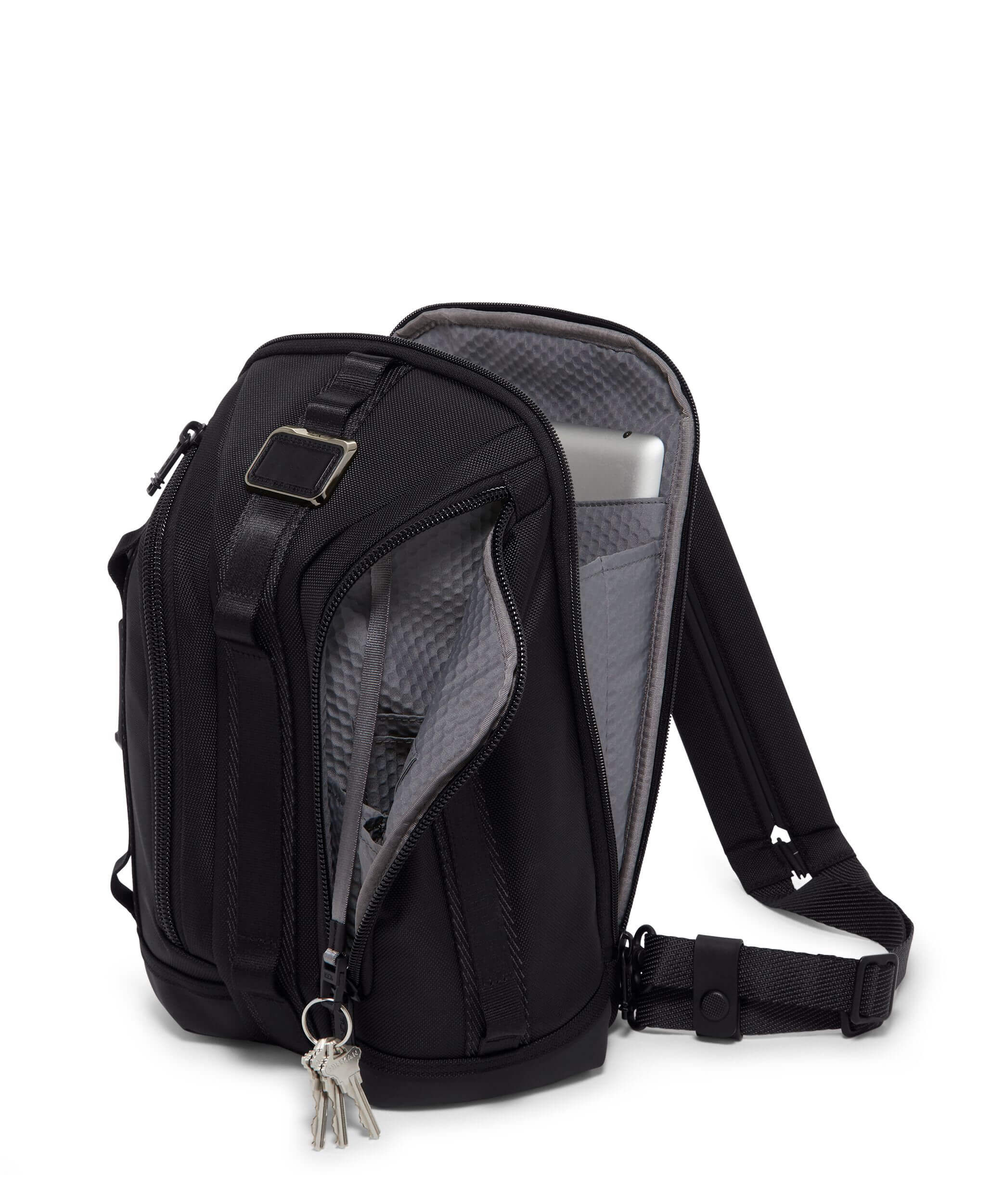Amazon.com: TUMI Alpha Bravo Service Crossbody Bag - Zip