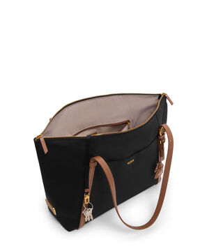 Voyageur Q Tote | TUMI Q Tote