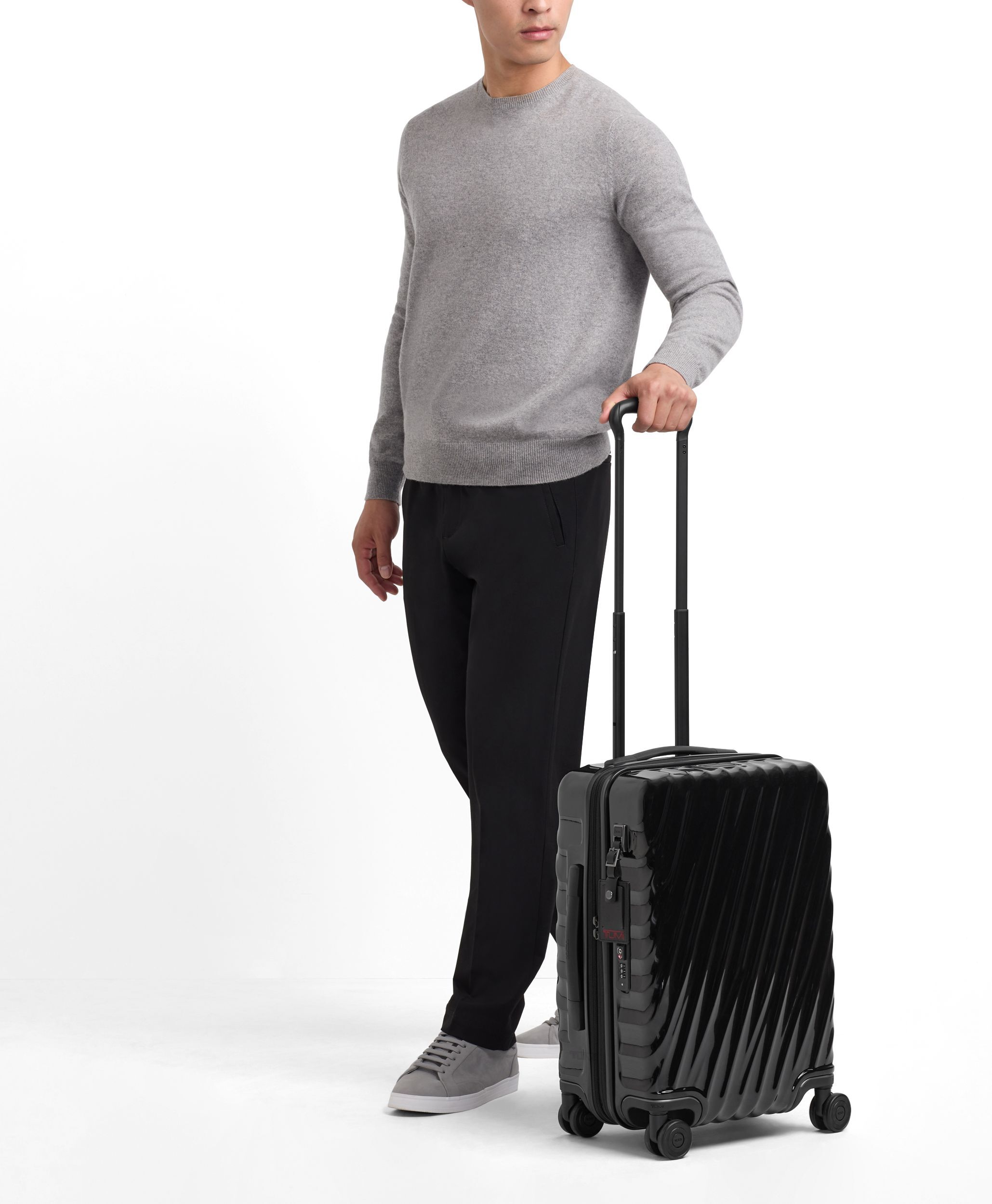 Tumi outlet hand luggage