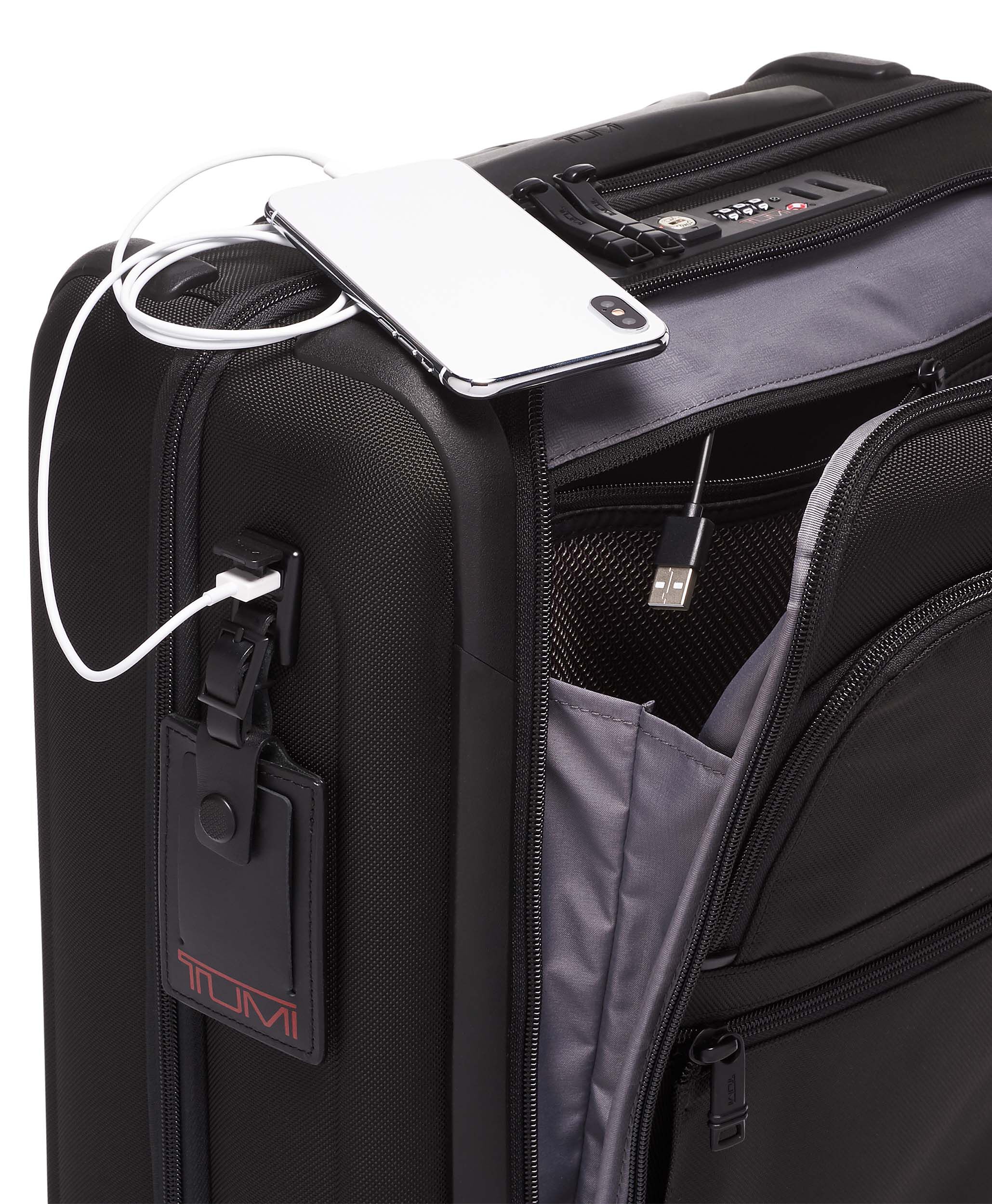 tumi alpha 3 international carry on