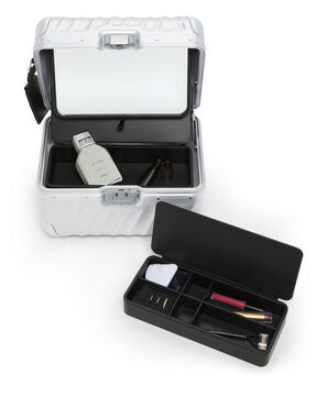 19 Degree Aluminium Train Case