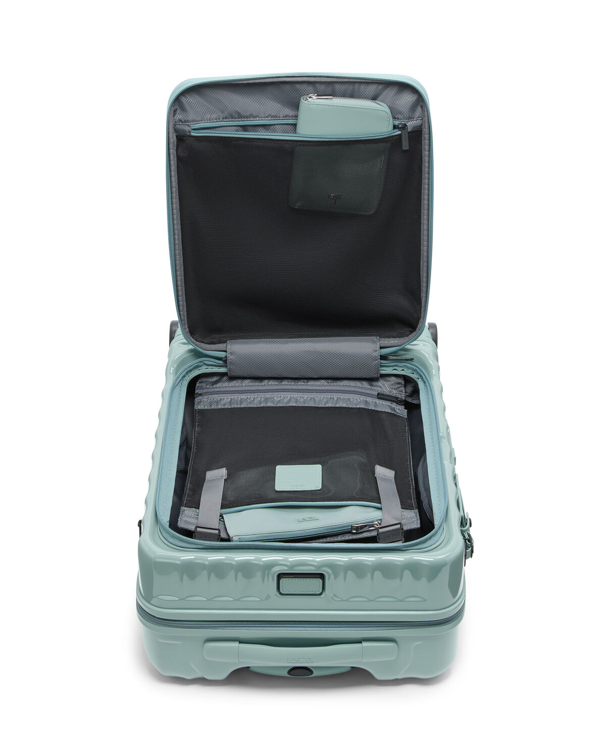 19 Degree Front Access Large Front Access Expandable Cabin